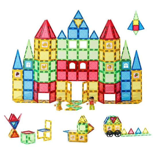 Kasteel van doorzichtige magnetische bouwtegels met kaartjes, plus een auto met wielen